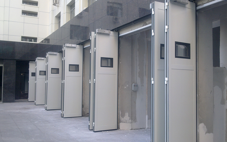 柳林縣晉柳雜糧開發公司折疊工業門