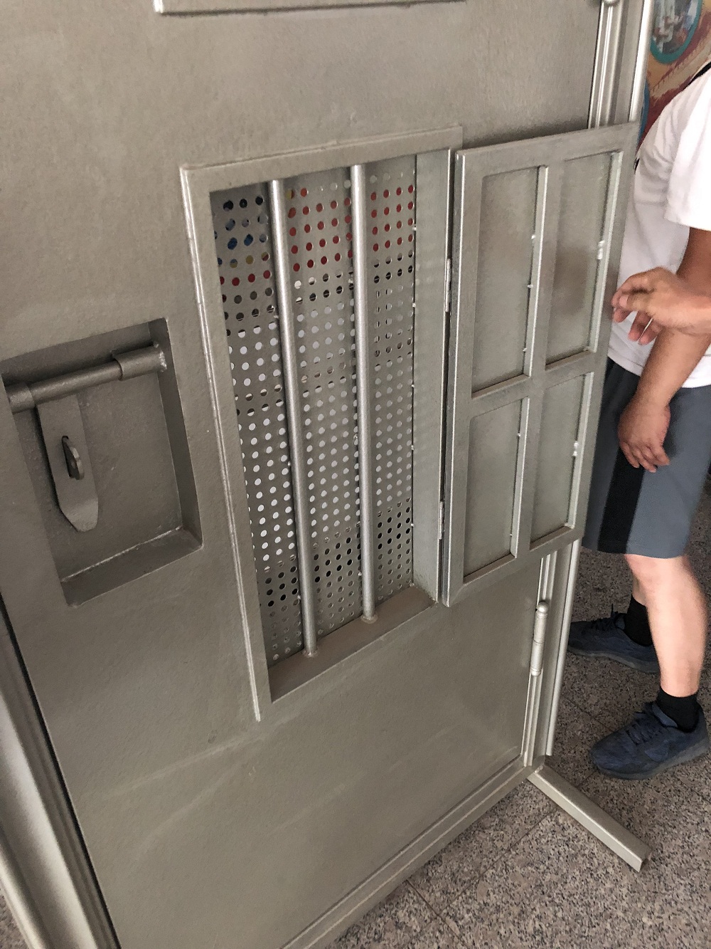 2020省二監(jiān)監(jiān)獄門樣品